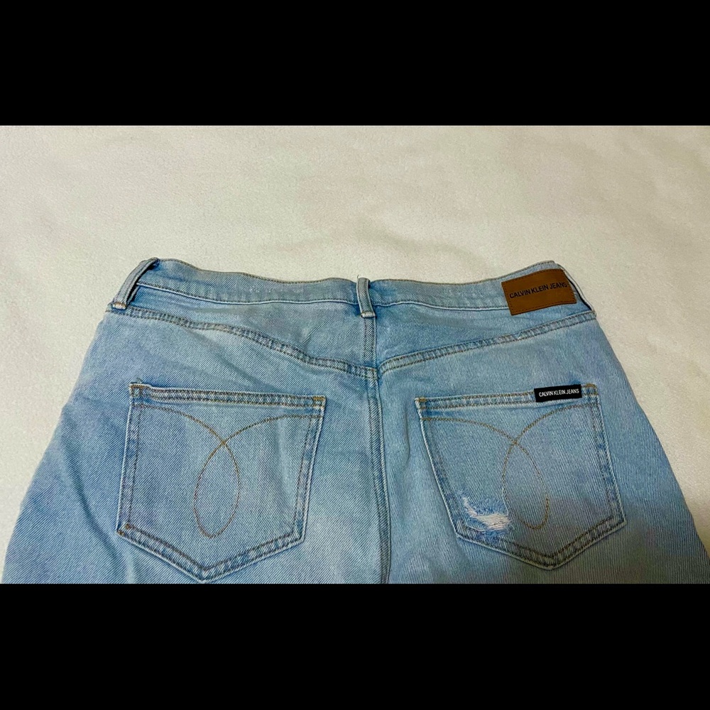 JEAN - Picture 2 of 3